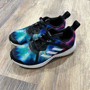 EUC Adidas girl’s sneakers